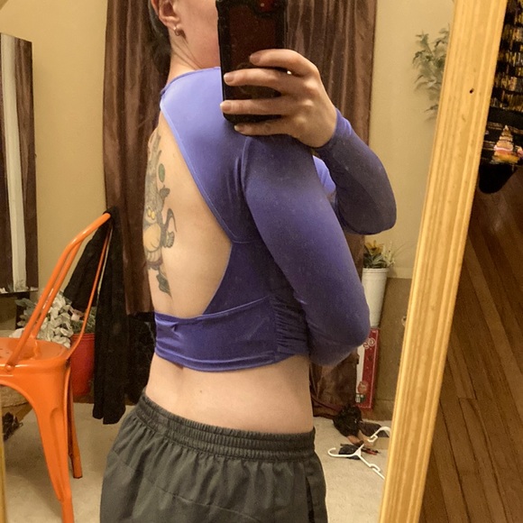 Urban Outfitters backless plunge top - Picture 3 of 4